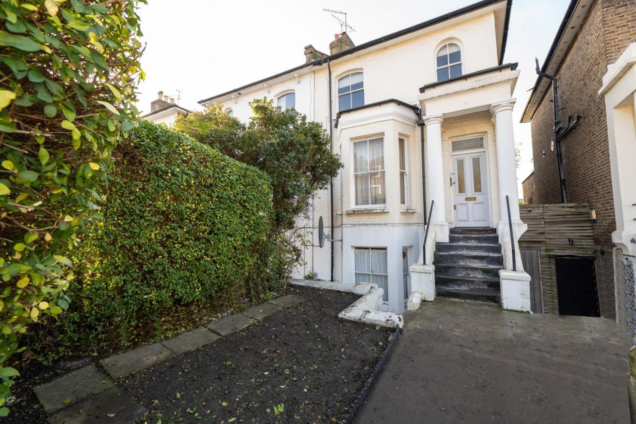 Stunning & Stylish 2 Bed Flat In West London Apartment Exterior photo